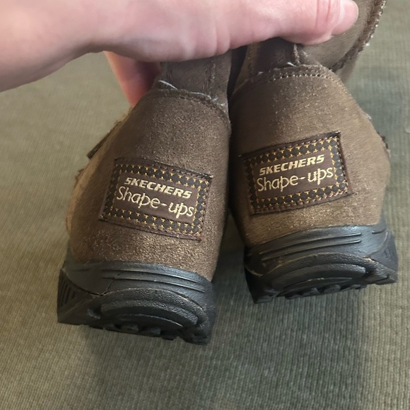 Sketchers Shape up Sherpa Mid Calf Boot - Picture 4 of 6